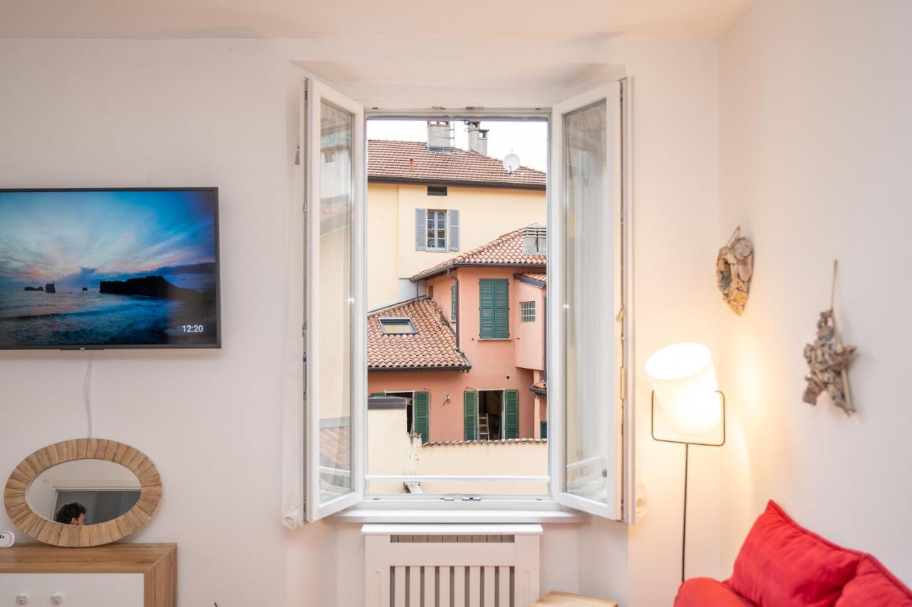 Portatorre Suite, A Charming Apartment In The Heart Of Como, Free Private Parking, Air Conditioning & More! Eksteriør billede