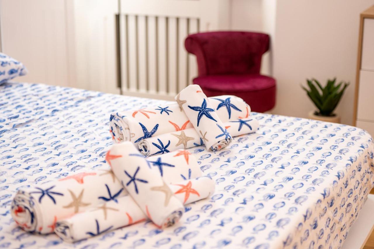Portatorre Suite, A Charming Apartment In The Heart Of Como, Free Private Parking, Air Conditioning & More! Eksteriør billede