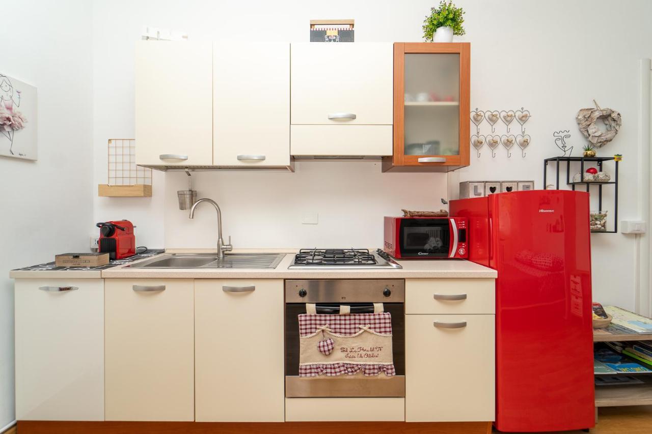 Portatorre Suite, A Charming Apartment In The Heart Of Como, Free Private Parking, Air Conditioning & More! Eksteriør billede