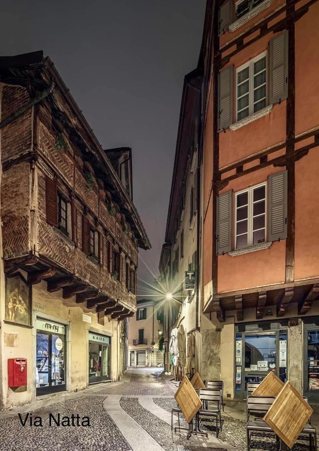 Portatorre Suite, A Charming Apartment In The Heart Of Como, Free Private Parking, Air Conditioning & More! Eksteriør billede