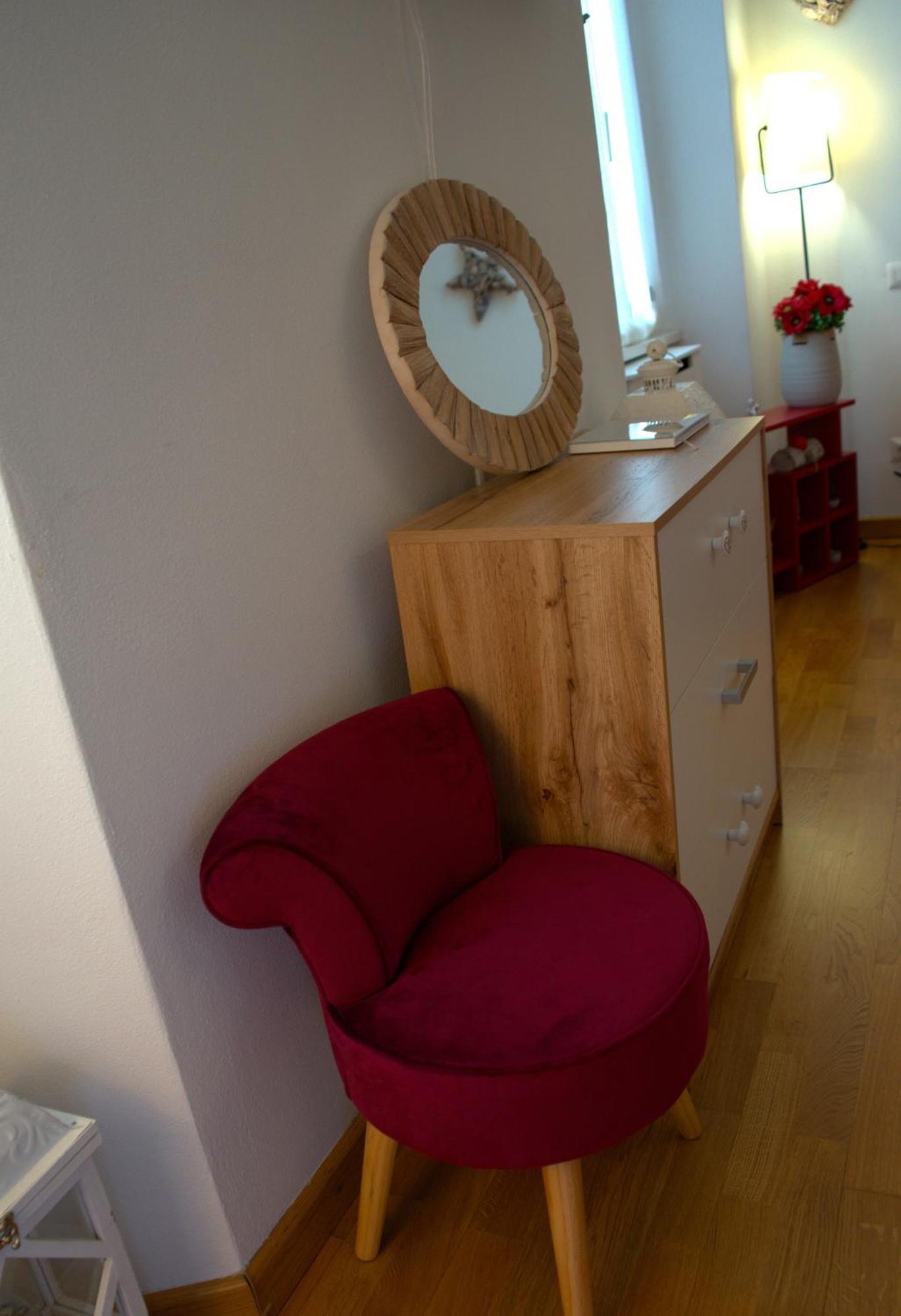 Portatorre Suite, A Charming Apartment In The Heart Of Como, Free Private Parking, Air Conditioning & More! Eksteriør billede